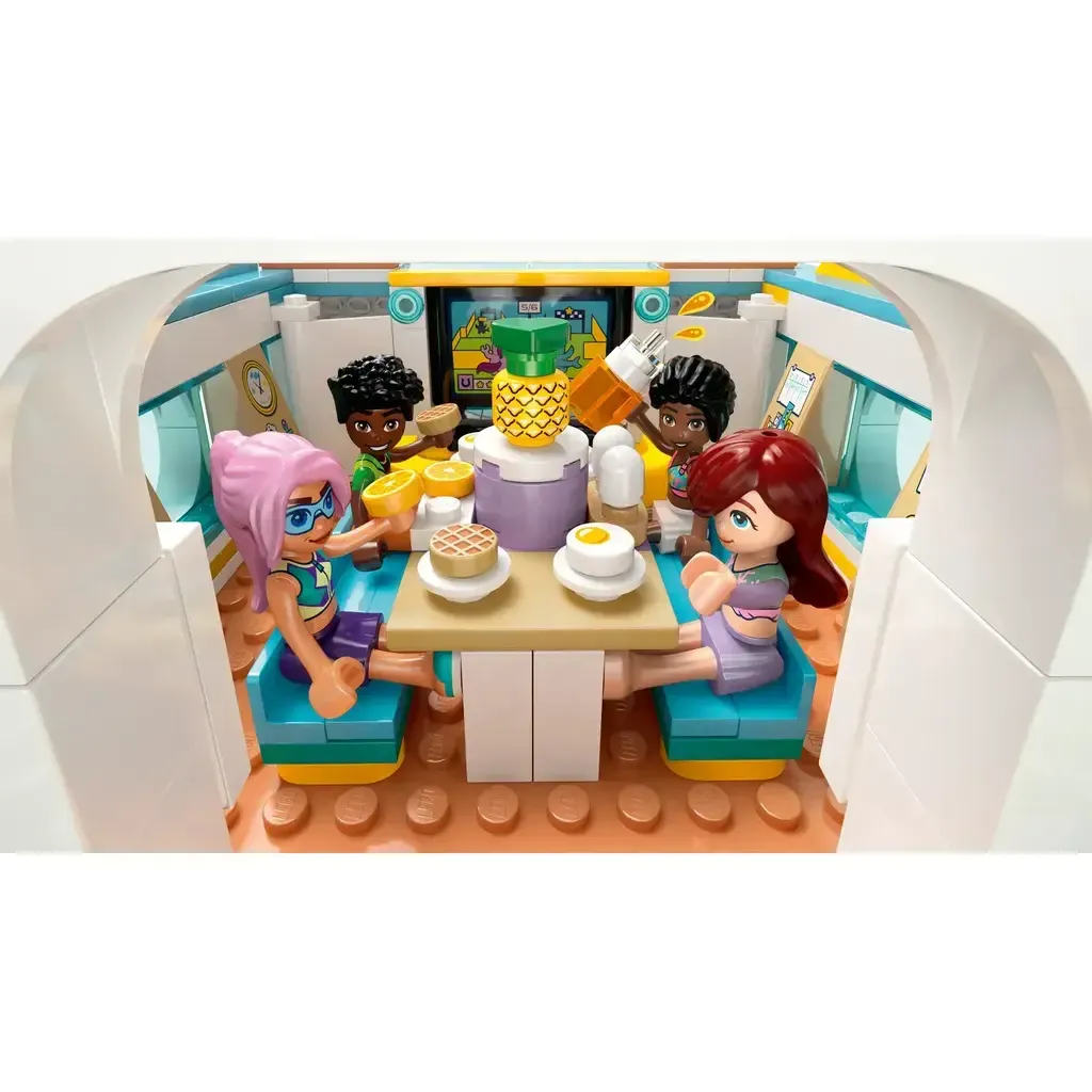 Travel Boat Adventure - Image 7